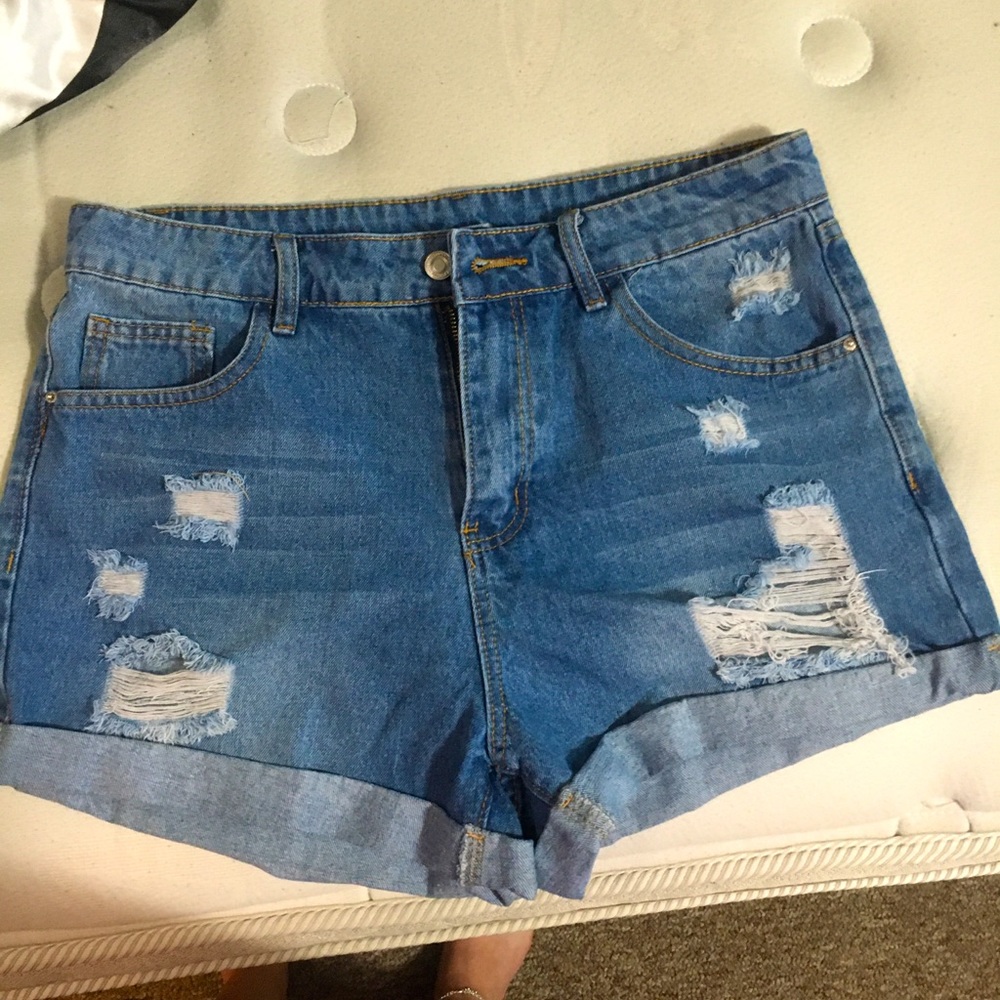 SHEIN denim shorty. Stretchy.